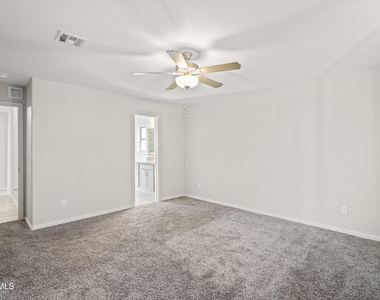 629 Cedarwood Avenue - Photo Thumbnail 24