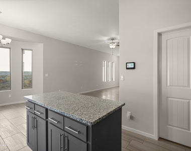 629 Cedarwood Avenue - Photo Thumbnail 16