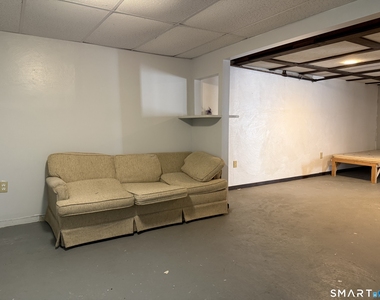 35 Early Avenue - Photo Thumbnail 15