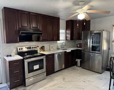 35 Early Avenue - Photo Thumbnail 7
