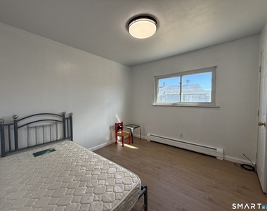 35 Early Avenue - Photo Thumbnail 9