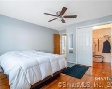 747 Main Street - Photo Thumbnail 7