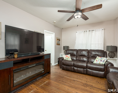 165 Oak Street - Photo Thumbnail 15