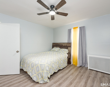 165 Oak Street - Photo Thumbnail 19