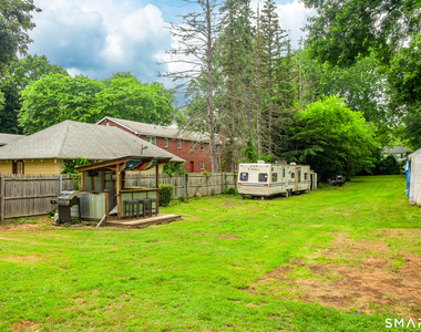 165 Oak Street - Photo Thumbnail 37