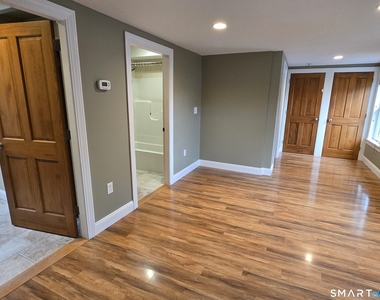 47 Mckinley Avenue - Photo Thumbnail 4