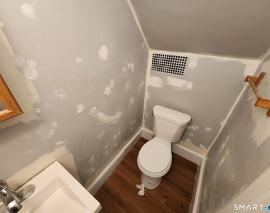 25 Griswold Street - Photo Thumbnail 9