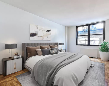 333 East 49th Street - Photo Thumbnail 2
