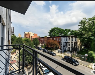 771 Lexington Avenue - Photo Thumbnail 7