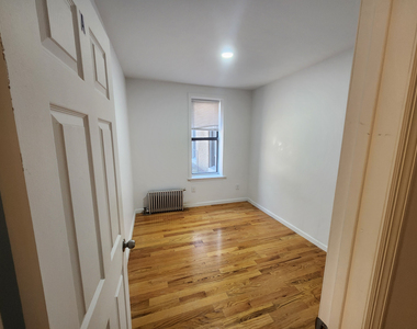 130 Ft Washington Avenue - Photo Thumbnail 2