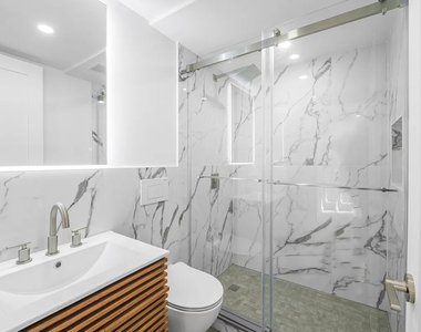 243 East 31st Street - Photo Thumbnail 10