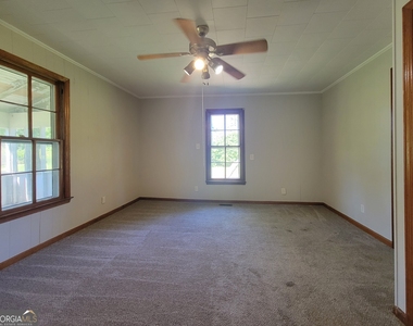 355 Bill Rutledge Road - Photo Thumbnail 7