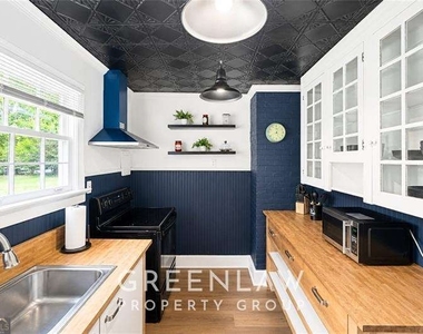 1177 Morley Avenue Se - Photo Thumbnail 9