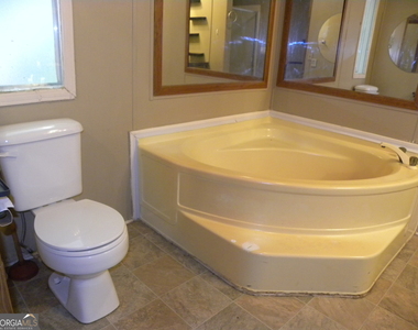 2627 Cole Road - Photo Thumbnail 10