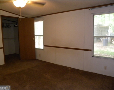 2627 Cole Road - Photo Thumbnail 6