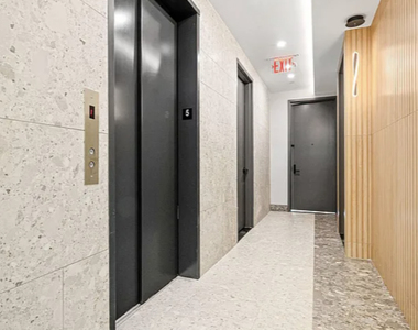 22 Frost Street - Photo Thumbnail 6