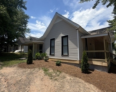 64 Wesley Street - Photo Thumbnail 1