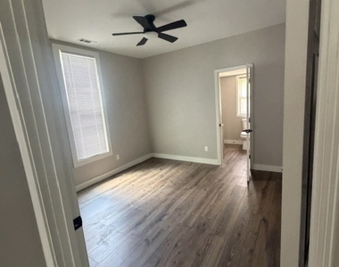 64 Wesley Street - Photo Thumbnail 4