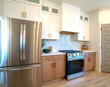 1345 Sydney Oaks Drive - Photo Thumbnail 6