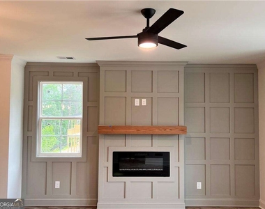 1345 Sydney Oaks Drive - Photo Thumbnail 3