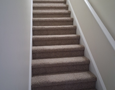6208 Ellenwood Drive - Photo Thumbnail 11