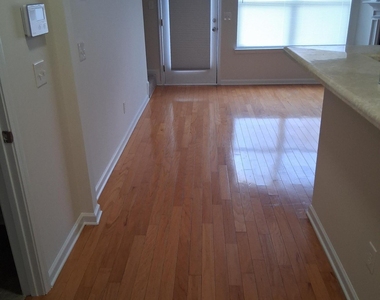 6208 Ellenwood Drive - Photo Thumbnail 9
