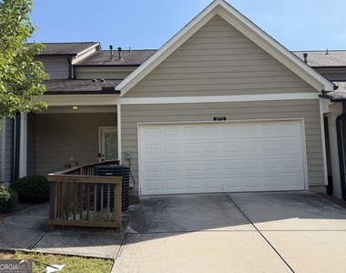 3772 Ledgemont Drive - Photo Thumbnail 2