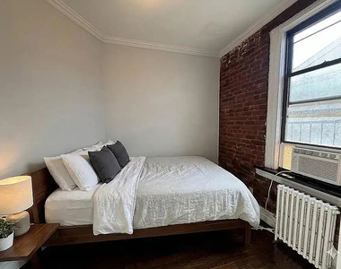 410 East 13th Street - Photo Thumbnail 3