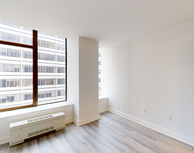 10 Hanover Square - Photo Thumbnail 3