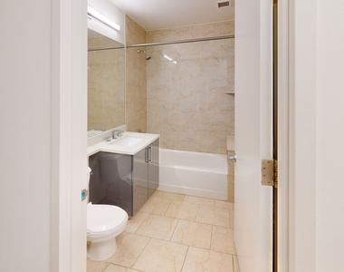 10 Hanover Square - Photo Thumbnail 4
