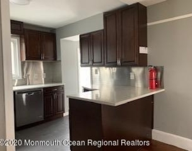 217 Albert Place - Photo Thumbnail 8