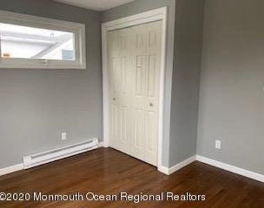 217 Albert Place - Photo Thumbnail 24