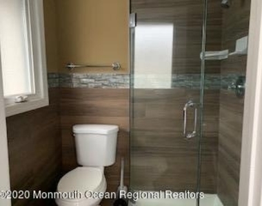 217 Albert Place - Photo Thumbnail 13