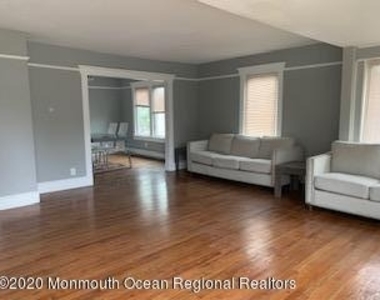 217 Albert Place - Photo Thumbnail 2