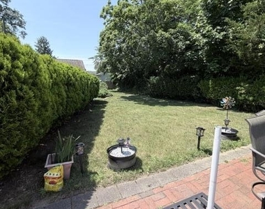621 Essex Avenue - Photo Thumbnail 14
