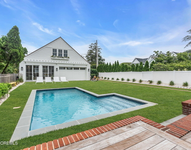 206 Brighton Avenue - Photo Thumbnail 45