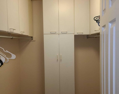 1578 N Bay Avenue - Photo Thumbnail 42