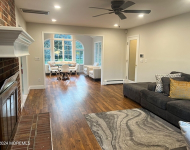 1578 N Bay Avenue - Photo Thumbnail 40