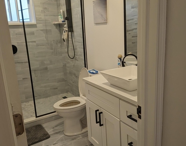 407 Ocean Avenue - Photo Thumbnail 7