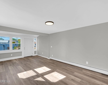 3 Monmouth Avenue - Photo Thumbnail 9