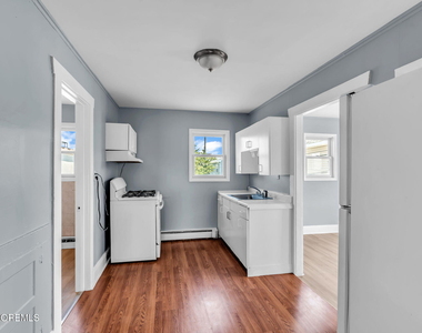 135 Hamilton Avenue - Photo Thumbnail 14