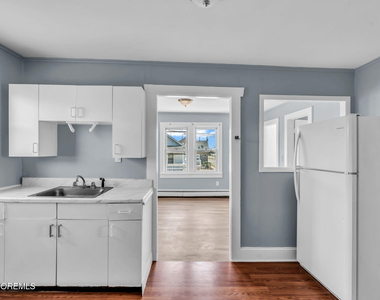 135 Hamilton Avenue - Photo Thumbnail 12
