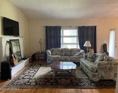 6 Wilson Avenue - Photo Thumbnail 2