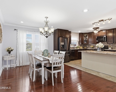 15 Bristlecone Drive - Photo Thumbnail 12