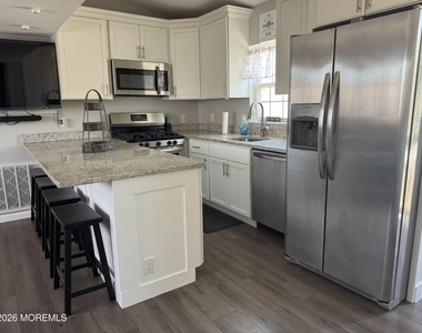 2 Campview Avenue - Photo Thumbnail 4