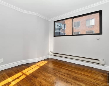 East 23rd Street - Photo Thumbnail 3