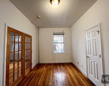 Tiemann Place - Photo Thumbnail 1