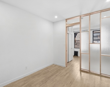 212 Lafayette Street - Photo Thumbnail 2