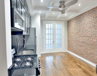 West 103rd Street - Photo Thumbnail 2
