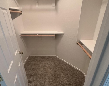 44 S Greenfield Road - Photo Thumbnail 11